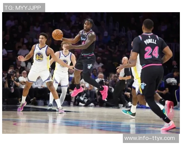 开拓者客场对决活塞克林根缺阵罗威与克里斯穆雷状态良好可全力出战 开拓者客场对决活塞克林根缺阵罗威与克里斯穆雷状态良好可全力出战